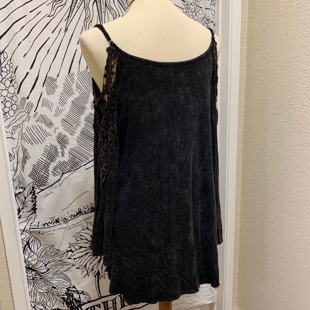 🌈 Amazing Lace off shoulders top - Picture 9 of 13
